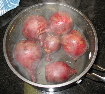 beets%20cooked%20in%20pot.jpg